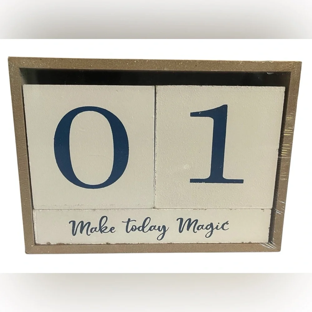 Retro Desktop Block Calendar 